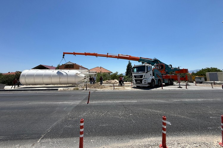 Denizli’de vinç kiralama fiyatları